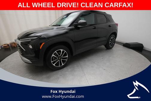 Mosaic Black Metallic 2025 Chevrolet Trailblazer LT