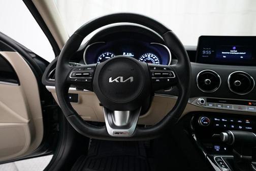 2023 Kia Stinger GT-Line