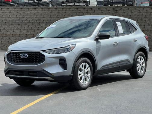 Iconic Silver Metallic 2023 Ford Escape Active