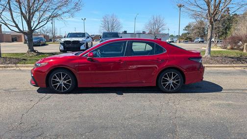 2023 Toyota Camry SE