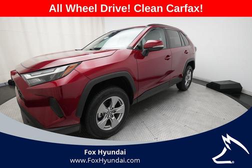 Pearl 2025 Toyota RAV4 XLE