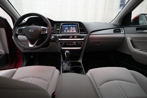 2018 Hyundai SONATA SEL