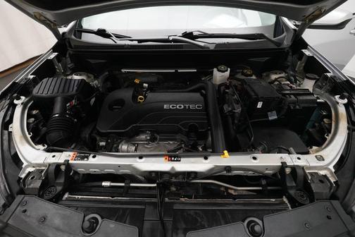 Silver Ice Metallic 2022 Chevrolet Equinox 1LT