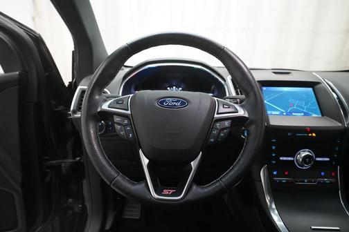 Agate Black 2020 Ford Edge ST