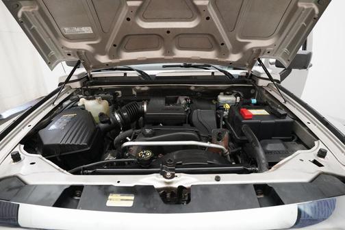2006 Hummer H3 Base
