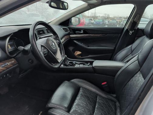 Brilliant Silver 2016 Nissan Maxima 3.5 Platinum