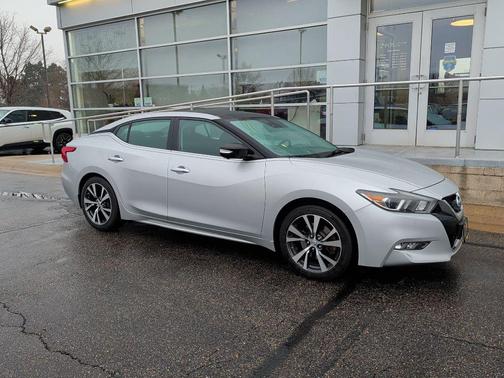 Brilliant Silver 2016 Nissan Maxima 3.5 Platinum