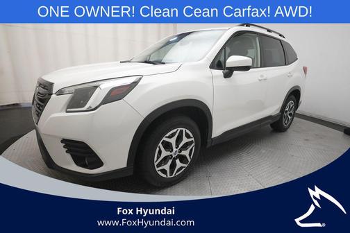 Crystal White Pearl 2024 Subaru Forester Premium