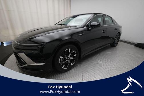 Abyss Black 2025 Hyundai SONATA SEL