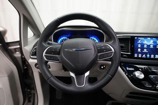 2018 Chrysler Pacifica Touring-L