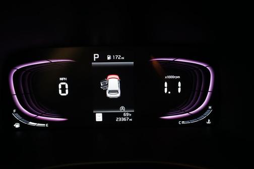 Gravity Gray 2023 Kia Soul LX