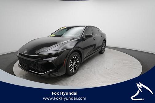 2023 Toyota Crown XLE