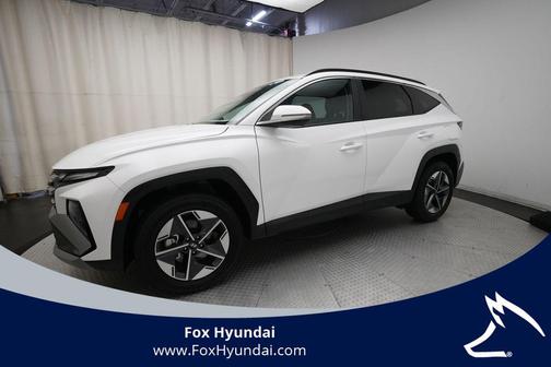 White 2025 Hyundai TUCSON SEL Convenience