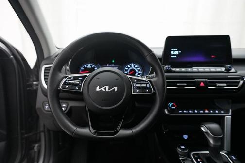 2023 Kia Seltos SX Turbo