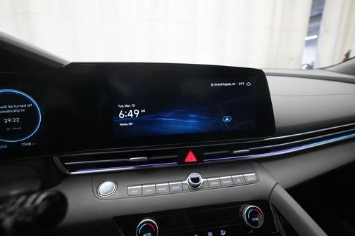 2024 Hyundai ELANTRA HEV Blue