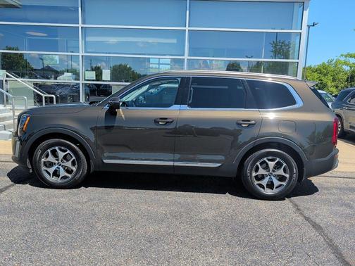 Dark Moss 2020 Kia Telluride EX