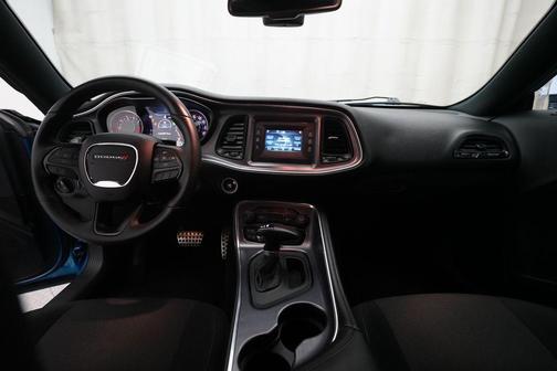 B5 Blue Pearl Coat 2015 Dodge Challenger R/T