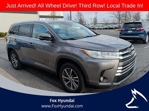 Predawn Gray Mica 2019 Toyota Highlander XLE