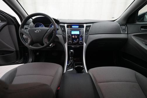 Pacific Blue Pearl Mica 2012 Hyundai SONATA GLS
