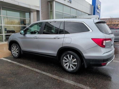 Lunar Silver Metallic 2020 Honda Pilot EX-L