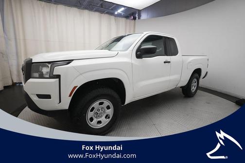 Glacier White 2024 Nissan Frontier S