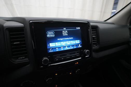 Glacier White 2024 Nissan Frontier S