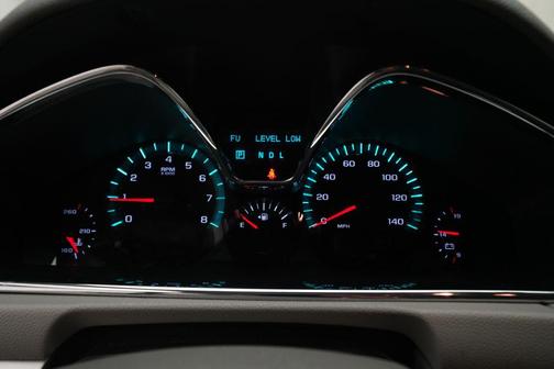 Champagne Silver Metallic 2016 Chevrolet Traverse 1LT
