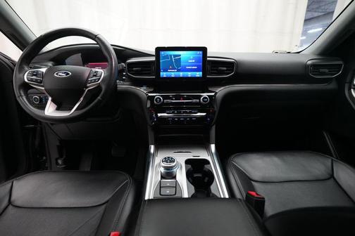 Black Metallic 2023 Ford Explorer Limited