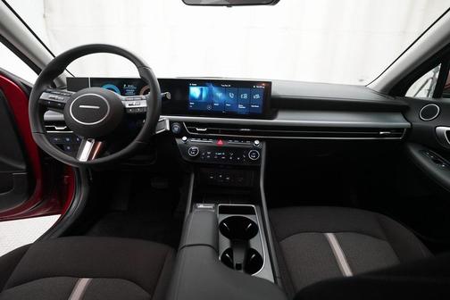 2024 Hyundai SONATA Hybrid SE