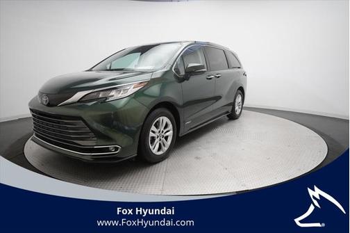 2021 Toyota Sienna Limited 7-Passenger