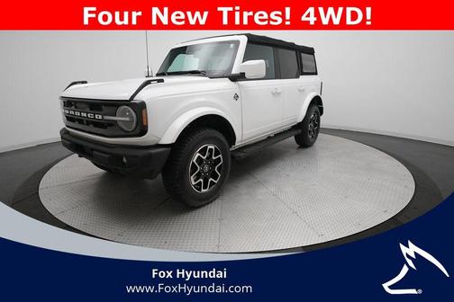 2022 Ford Bronco Outer Banks