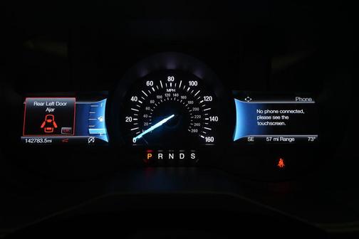 Iconic Silver Metallic 2021 Ford Edge SEL