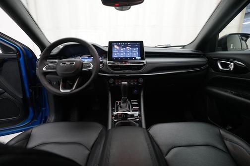 Hydro Blue Pearlcoat 2026 Jeep Compass Limited