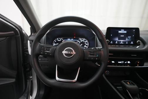 Brilliant Silver Metallic 2023 Nissan Rogue SV