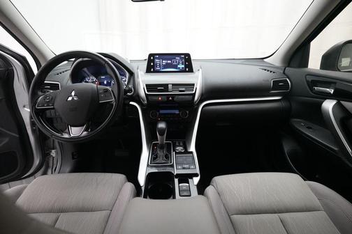 Alloy Silver Metallic 2018 Mitsubishi Eclipse Cross SE