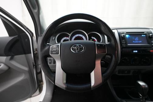 Super White 2013 Toyota Tacoma Base