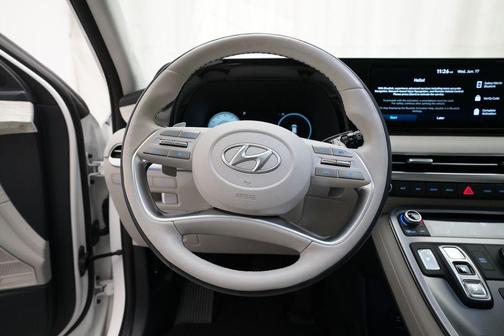 Hyper White 2023 Hyundai PALISADE Calligraphy