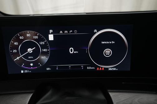 Gravity Gray 2023 Kia Sportage S