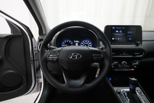Lunar White 2022 Hyundai KONA SE