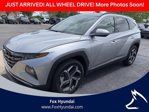 Shimmering Silver 2024 Hyundai TUCSON Limited