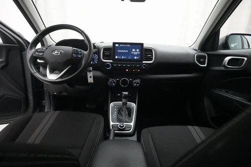2022 Hyundai VENUE SEL