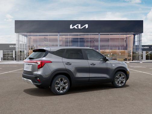 Steel Gray 2026 Kia Seltos LX