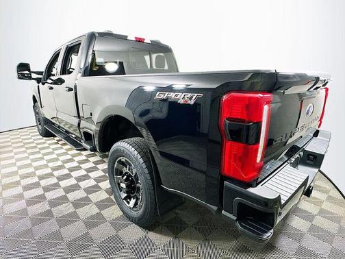 Agate Black Metallic 2023 Ford F-250 Lariat