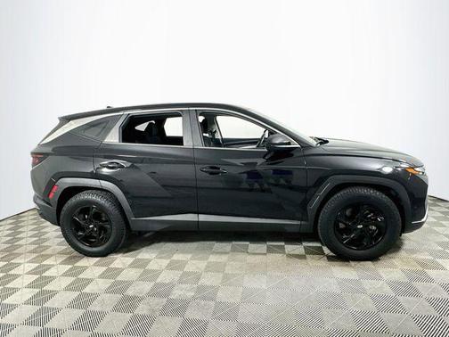 Phantom Black 2022 Hyundai TUCSON SE