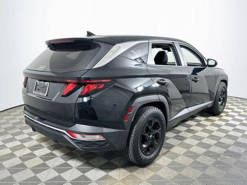 Phantom Black 2022 Hyundai TUCSON SE