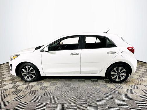 Clear White 2021 Kia Rio S