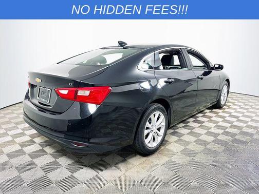 Mosaic Black Metallic 2024 Chevrolet Malibu FWD 1LT