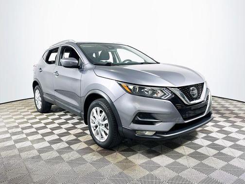 Gun Metallic 2022 Nissan Rogue Sport SV