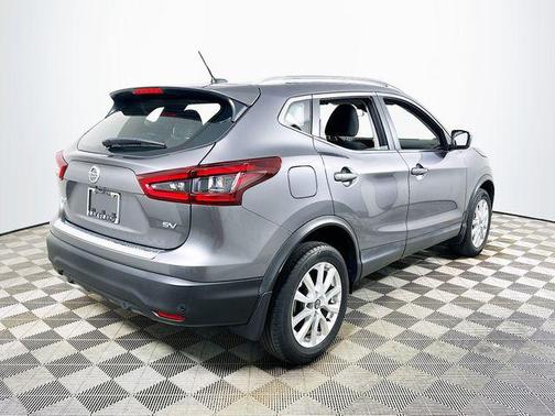 Gun Metallic 2022 Nissan Rogue Sport SV