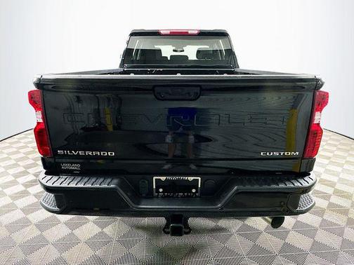 2025 Chevrolet Silverado 2500 Custom